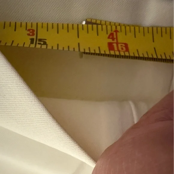 EUC - Riani Offwhite Pants - Size 8 - Picture 8 of 9